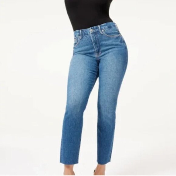 NEW W/TAGS - Good American Classic Slim Straight Jeans - Picture 3 of 7
